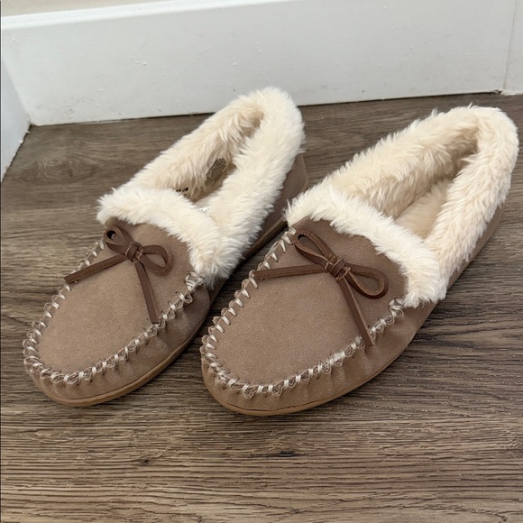 J. Crew Factory Tan Moccasins with Cream Lining - Picture 1 of 5